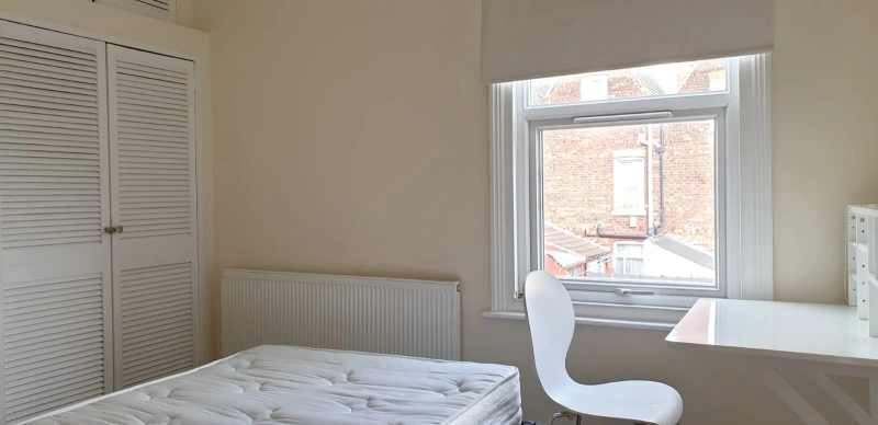 16 Arboretum Avenue -  Spare room En-suites - Thumbnail 8